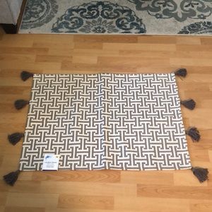 Patterned Rug with Tassels